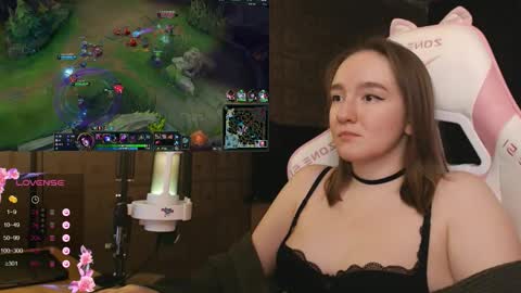 Katrin online show from February 2026 08:25:02 PM