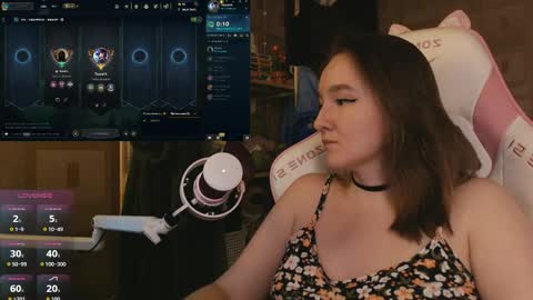 Katrin online show from April 2026 09:13:01 PM