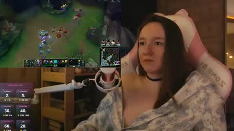 Katrin online show from July 2026 10:45:01 PM