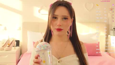 Snapshot of moonlitediva chatting on December 2025 07:16:02 AM Cristy online show from December 2025 07:16:02 AM