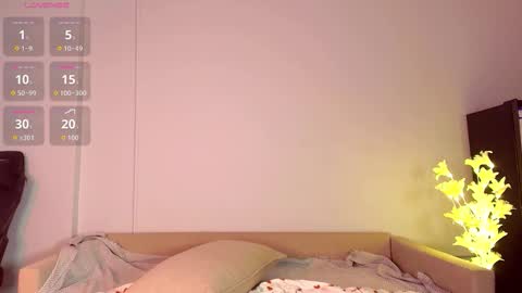 moonmimmi online show from February 2026 06:19:02 AM