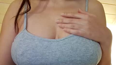 moonrose69 online show from December 2025 02:39:01 AM