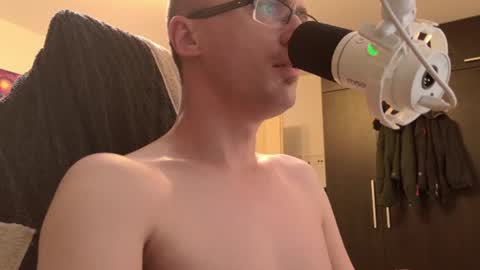 Moonsire online show from July 2026 06:22:01 PM