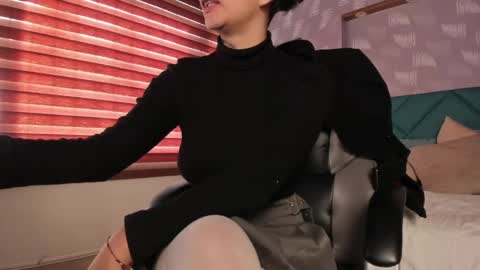 Snapshot of moony_14 chatting on January 2025 12:35:01 PM Michelle online show from January 2025 12:35:01 PM