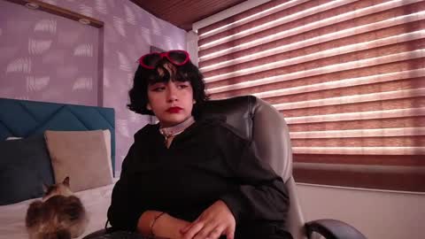 Snapshot of moony_14 chatting on February 2025 04:07:01 PM Michelle online show from February 2025 04:07:01 PM