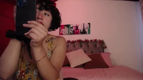 Snapshot of moony_14 chatting on February 2025 08:10:01 PM Michelle online show from February 2025 08:10:01 PM