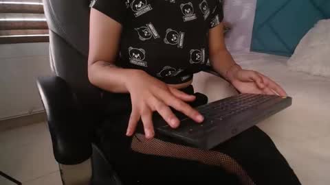 Snapshot of moony_14 chatting on March 2025 07:21:02 PM Michelle online show from March 2025 07:21:02 PM