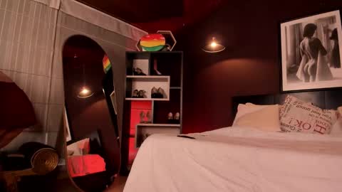 Snapshot of moony_14 chatting on February 2026 12:08:01 PM Michelle online show from February 2026 12:08:01 PM