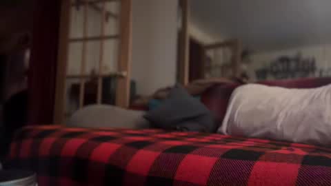 Snapshot of moony__ chatting on December 2024 02:10:02 AM Moon online show from December 2024 02:10:02 AM