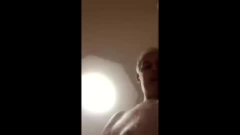 moos1 online show from September 2025 04:50:01 AM