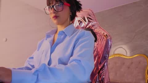 Mora  online show from April 2026 03:26:01 AM