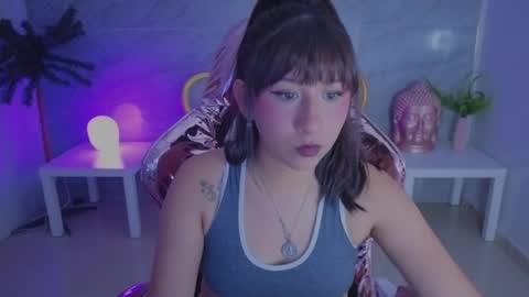 Mora  online show from April 2026 03:06:01 AM