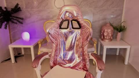 Mora  online show from April 2026 03:17:01 AM