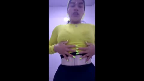 Snapshot of morbucksrica chatting on February 2026 02:01:02 PM morbucksrica online show from February 2026 02:01:02 PM