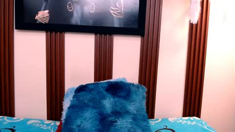 alexia online show from June 2026 07:04:02 PM