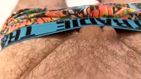 Me online show from April 2026 01:49:02 PM