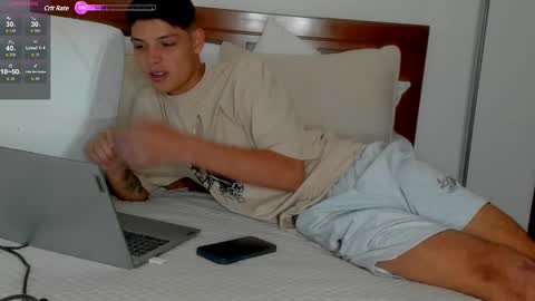   online show from December 2024 09:35:01 PM