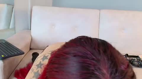 Snapshot of morganacrowley_ chatting on February 2025 02:10:02 PM Morgana online show from February 2025 02:10:02 PM