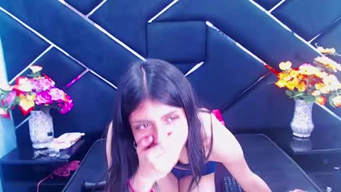 morganasmit_ online show from December 2024 02:42:01 AM