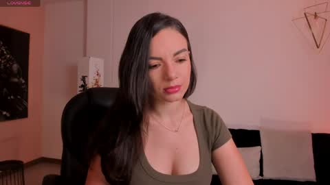 Snapshot of morganhicks chatting on May 2026 11:42:02 AM Morgan Hicks online show from May 2026 11:42:02 AM