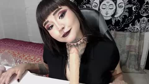 Morgan Moon online show from September 2025 06:21:01 PM