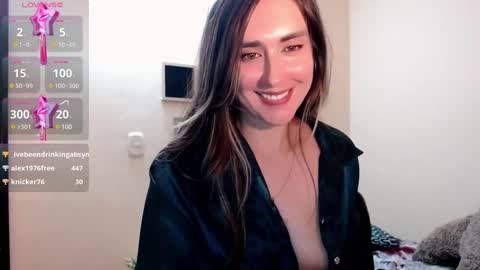 Moriah online show from December 2024 10:03:01 PM