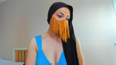 Snapshot of moroccan_diamond_ chatting on May 2026 12:52:02 AM Medina online show from May 2026 12:52:02 AM