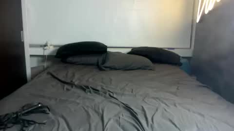 Kattie  Mosh online show from February 2025 11:30:01 PM