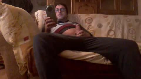 Snapshot of mospeleu chatting on February 2025 07:09:01 AM Nomadu online show from February 2025 07:09:01 AM