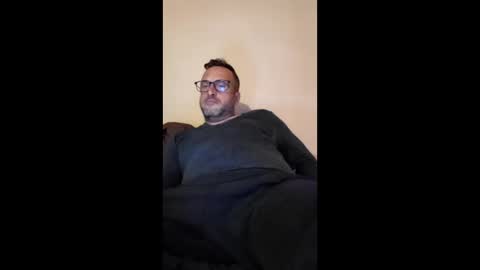 Snapshot of mospeleu chatting on March 2026 07:10:01 PM Nomadu online show from March 2026 07:10:01 PM