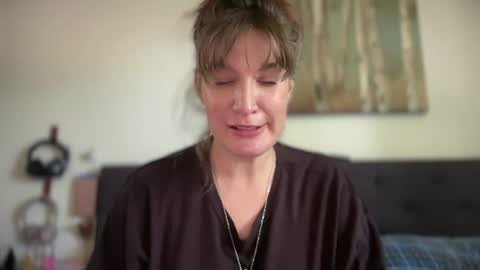 Snapshot of mossy_mommy chatting on July 2026 04:02:02 PM Mossy Mommy online show from July 2026 04:02:02 PM