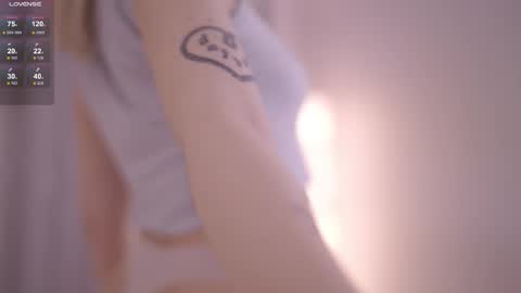 MIRA online show from October 2025 04:47:02 PM