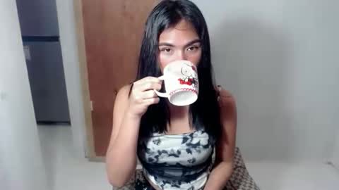 Snapshot of mouiline_rouge69 chatting on January 2026 06:15:02 AM mouiline_rouge69 online show from January 2026 06:15:02 AM