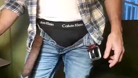 Manny online show from January 2025 12:07:02 PM