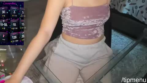 moxieXfoxie online show from June 2026 03:43:01 PM
