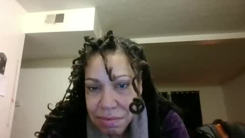 Snapshot of moxxxieg chatting on February 2026 09:10:02 AM moxxxieg online show from February 2026 09:10:02 AM