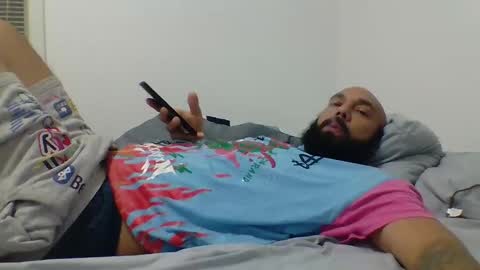 Mr8 online show from December 2024 01:45:01 AM