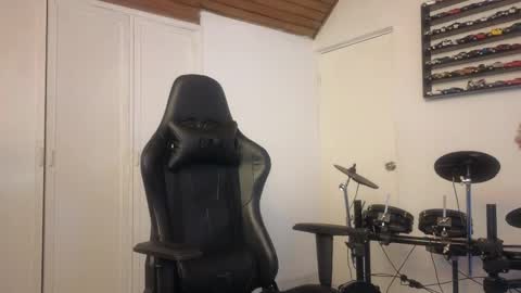 Andy online show from March 2025 09:05:02 PM