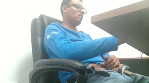 Snapshot of mr_cane chatting on April 2026 07:04:01 PM Cane online show from April 2026 07:04:01 PM