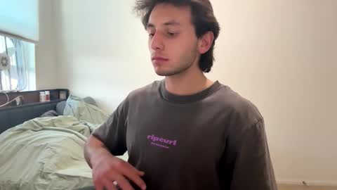 Hunter online show from February 2026 01:11:02 AM