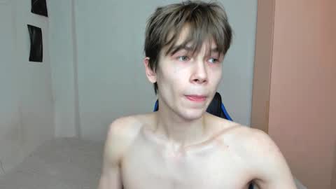 Snapshot of mr_makentoshi chatting on February 2025 06:13:01 AM Makentoshi online show from February 2025 06:13:01 AM