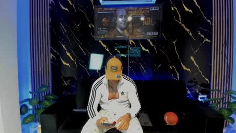 mr_maximo online show from January 2026 03:56:01 AM