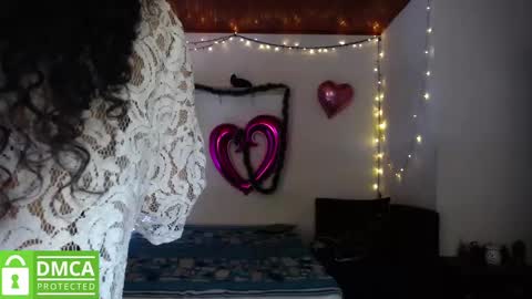 Snapshot of mr_mrscurie chatting on December 2024 03:08:01 PM Mr Mrs Curie online show from December 2024 03:08:01 PM