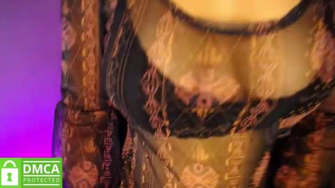 Snapshot of mr_mrscurie chatting on January 2025 02:24:02 AM Mr Mrs Curie online show from January 2025 02:24:02 AM