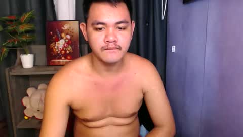 Snapshot of mr_olivercummerx chatting on September 2025 01:56:01 PM mr_olivercummerx online show from September 2025 01:56:01 PM