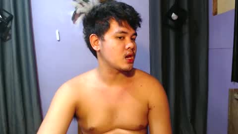 Snapshot of mr_olivercummerx chatting on November 2025 03:03:01 PM mr_olivercummerx online show from November 2025 03:03:01 PM