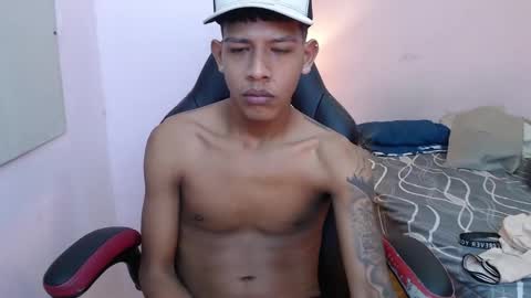 mr_stiven_ online show from January 2025 03:05:02 AM