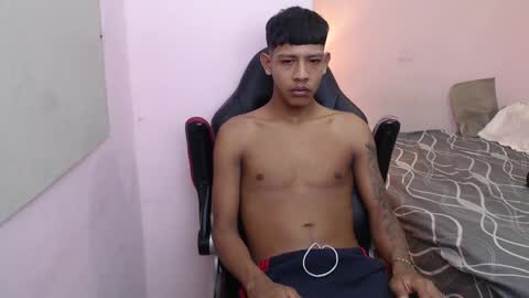 mr_stiven_ online show from January 2025 05:51:01 AM