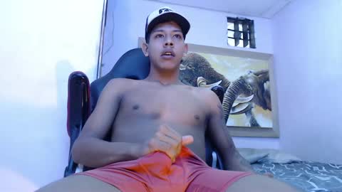 mr_stiven_ online show from February 2025 06:23:01 AM