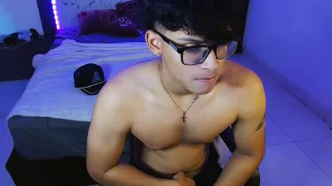 yisuz online show from June 2026 12:11:01 PM